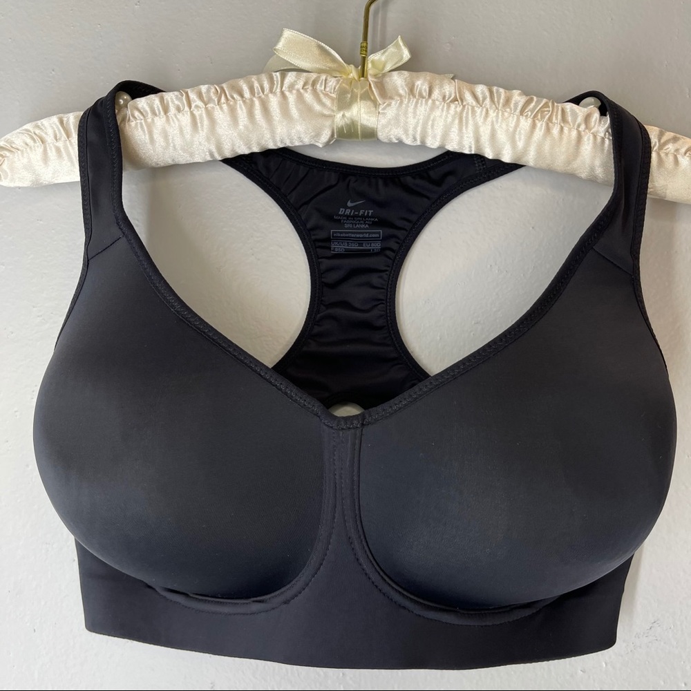 Nike high impact sport bra
